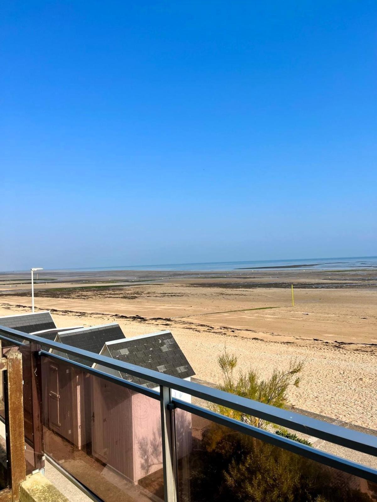 Mettons Les Voiles - Appt Vue Mer Avec Loggia Bernières-sur-Mer Eksteriør billede