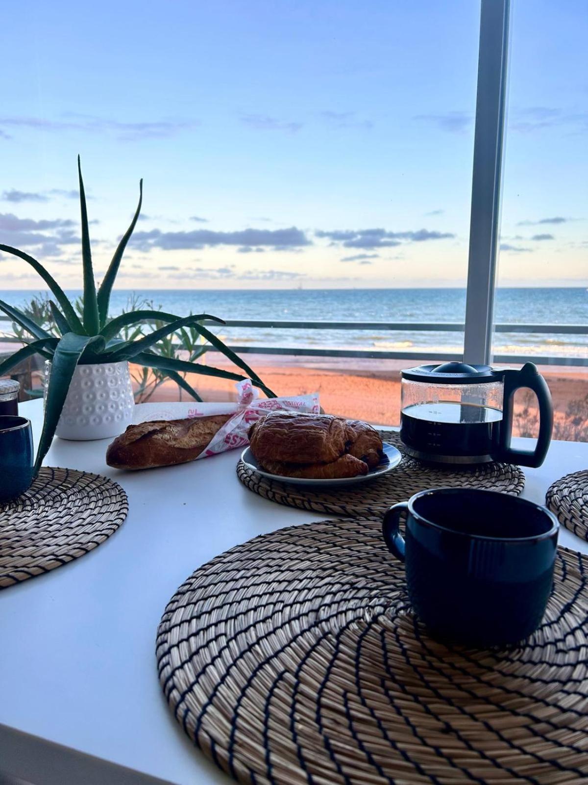 Mettons Les Voiles - Appt Vue Mer Avec Loggia Bernières-sur-Mer Eksteriør billede